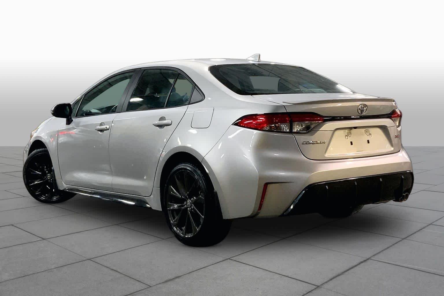 Used 2023 Classic Silver Metallic Toyota SE image 12
