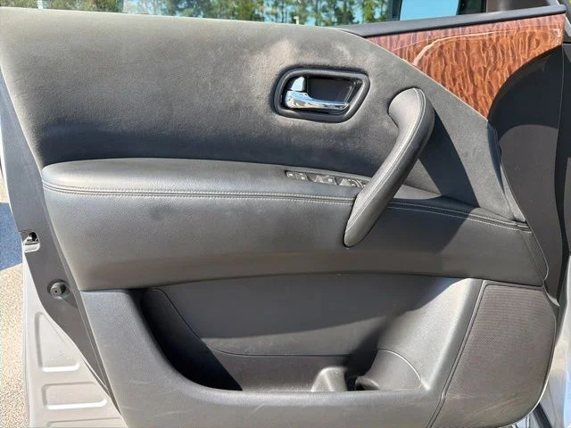 Used 2018 Silver Nissan SV image 10