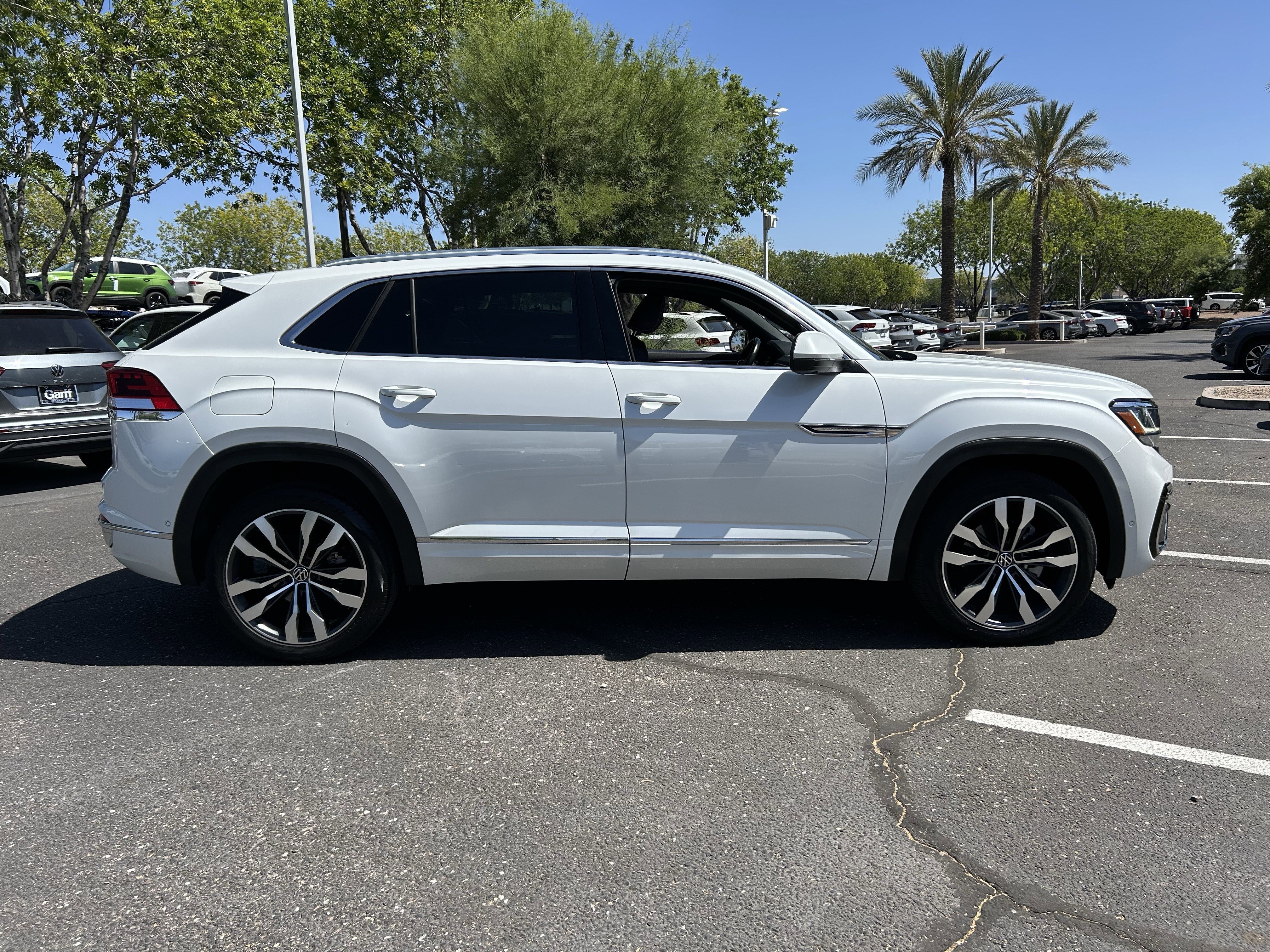Used 2023 Opal White Volkswagen 3.6L V6 SEL Premium R-Line image 5