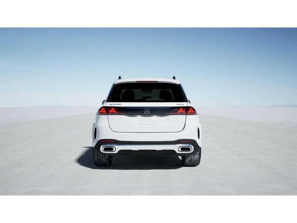 New 2027 White Mercedes-Benz GLE 450 image 25