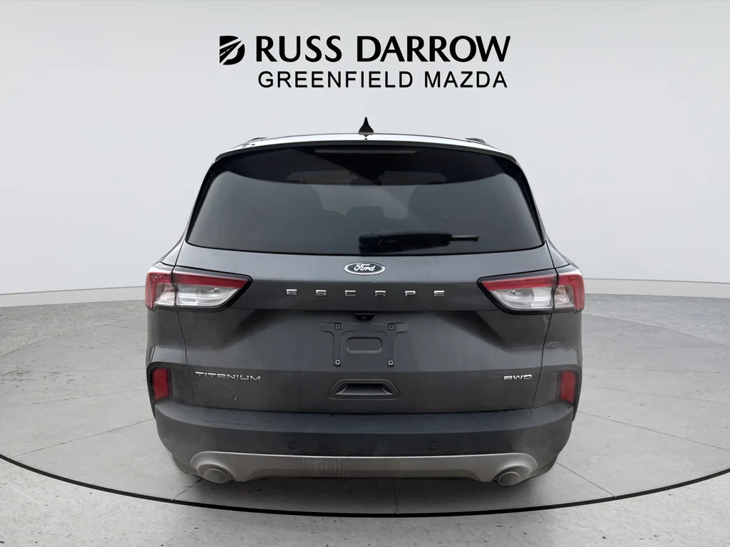 Used 2022  Ford Titanium image 4