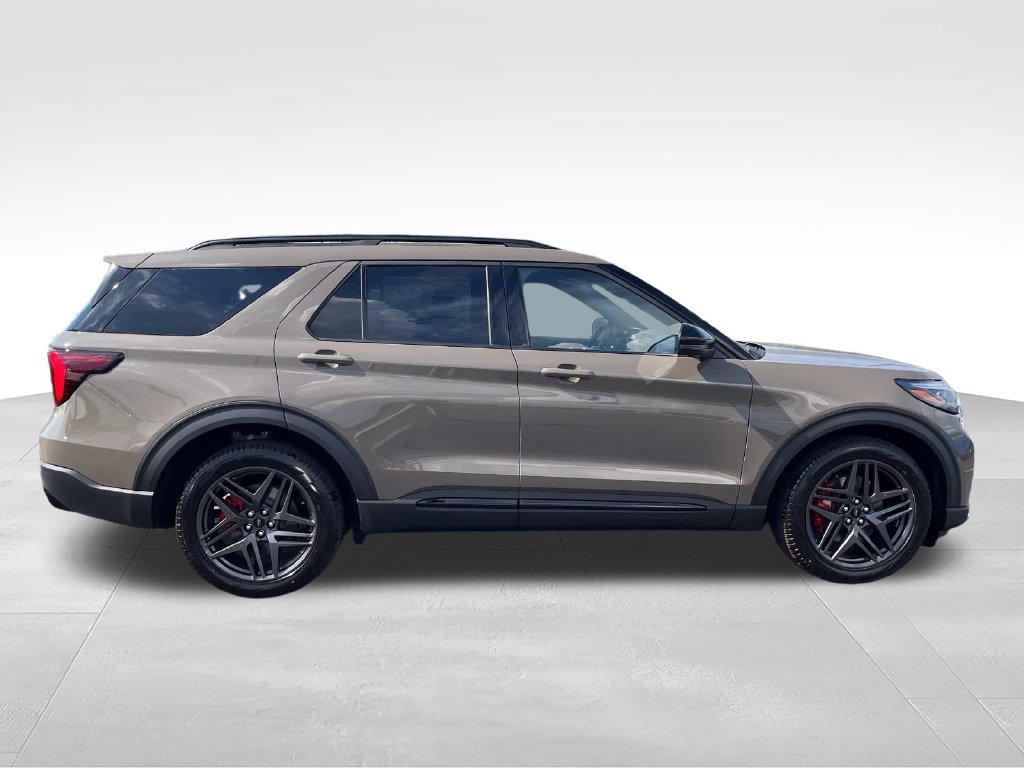 New 2027 Marsh Gray Ford ST image 6