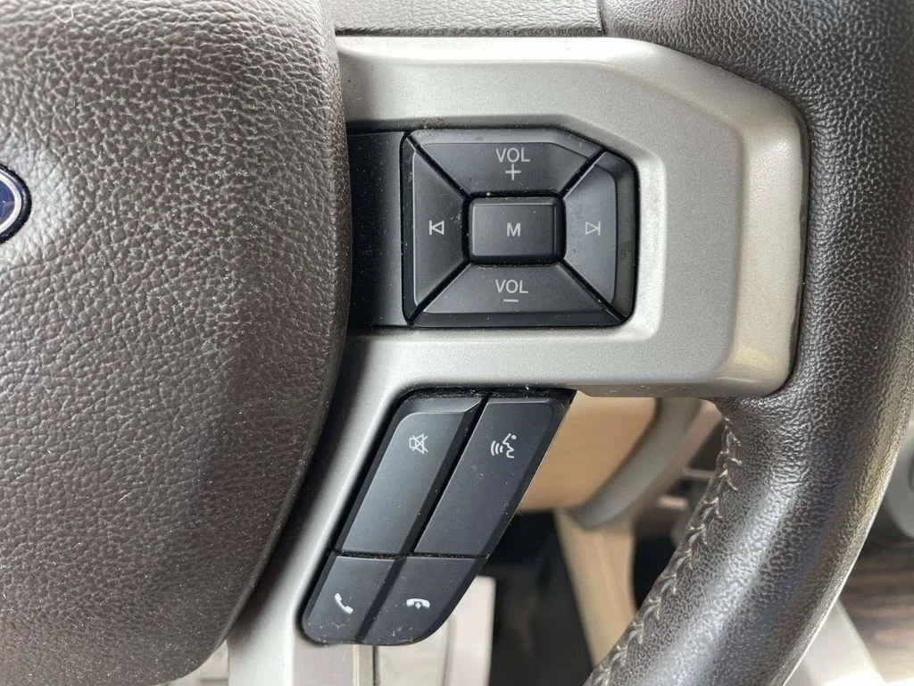 Certified Used 2019  Ford Lariat image 26