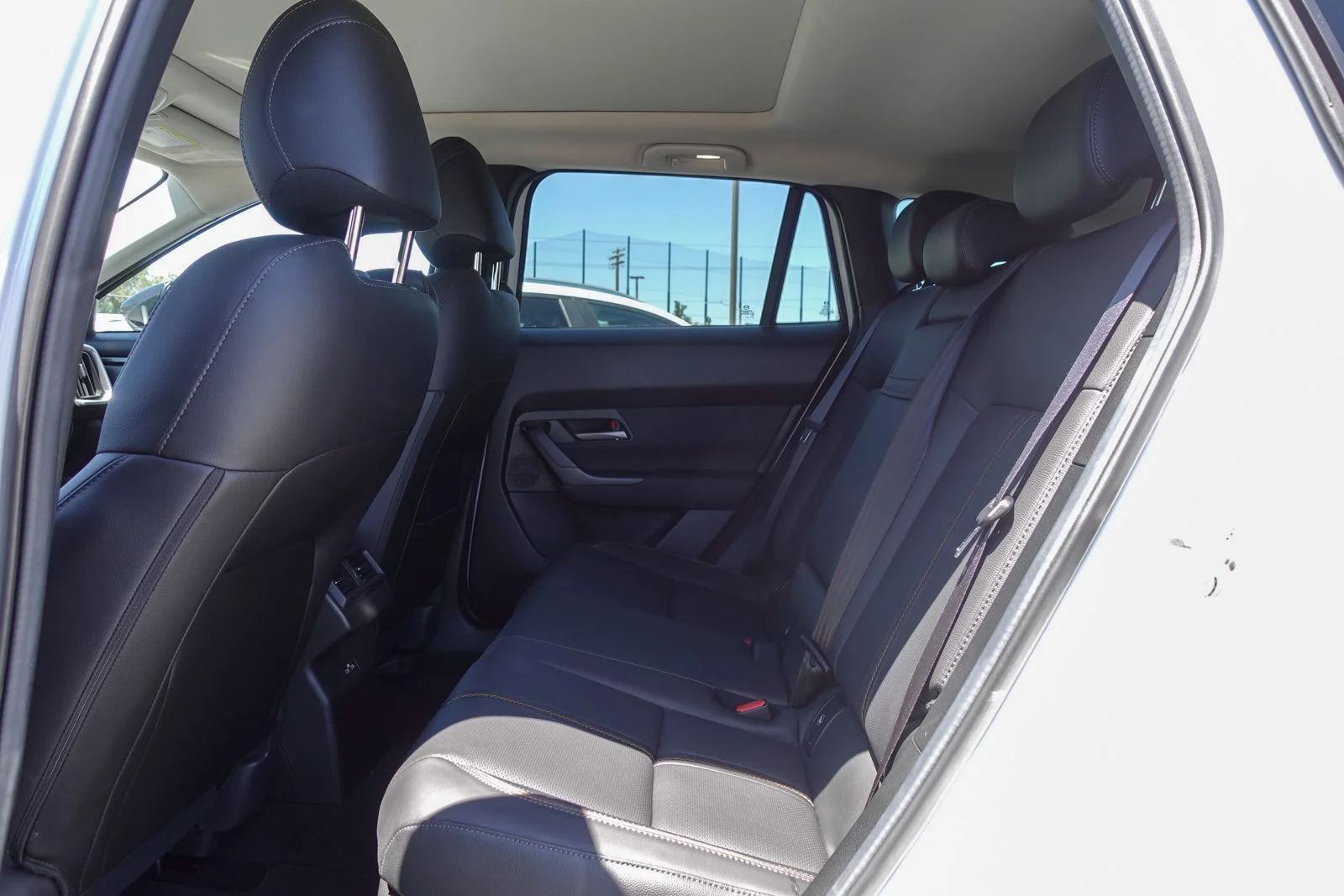 Certified Used 2025 Wind Chill Pearl Mazda Premium image 14