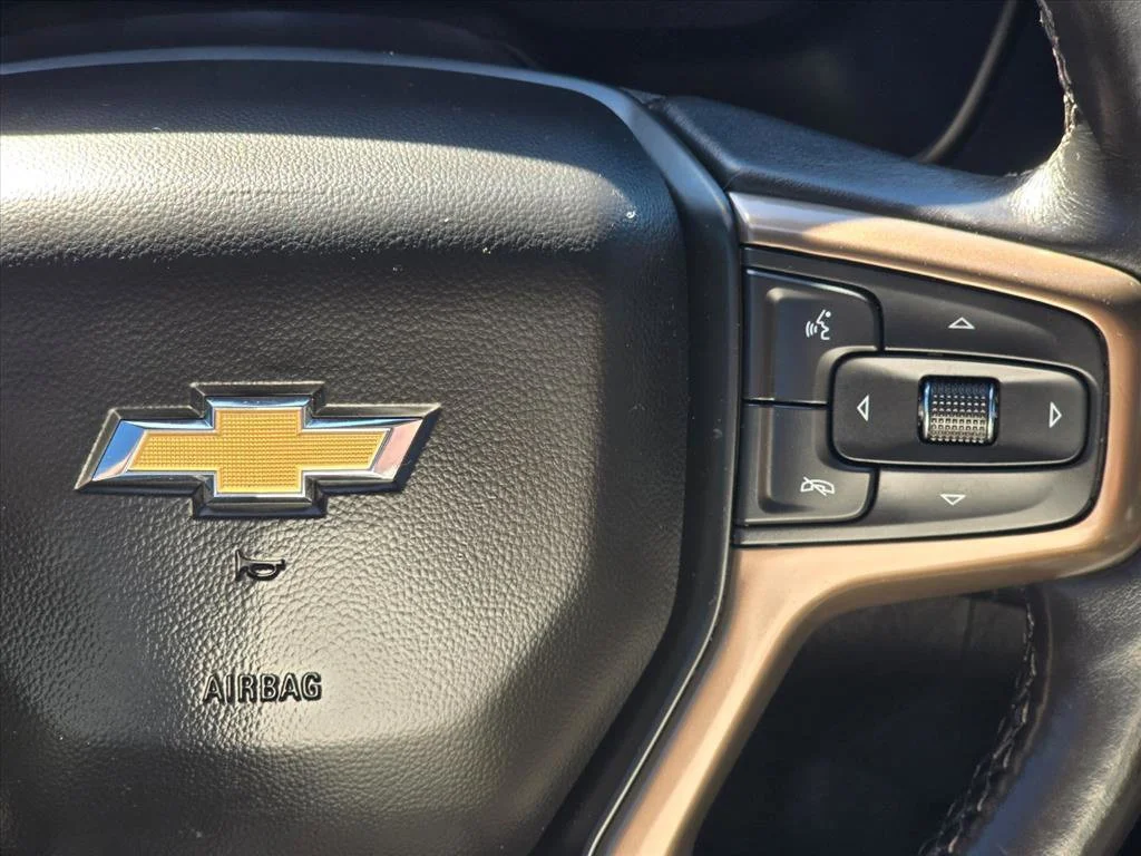 Used 2022 BLACK Chevrolet High Country image 20