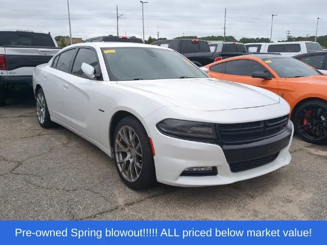 Used 2015 White Dodge R/T image 4