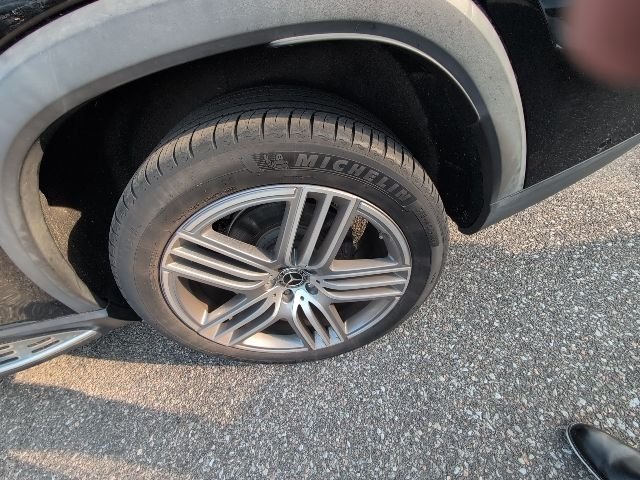 Certified Used 2021  Mercedes-Benz GLS 450 image 12