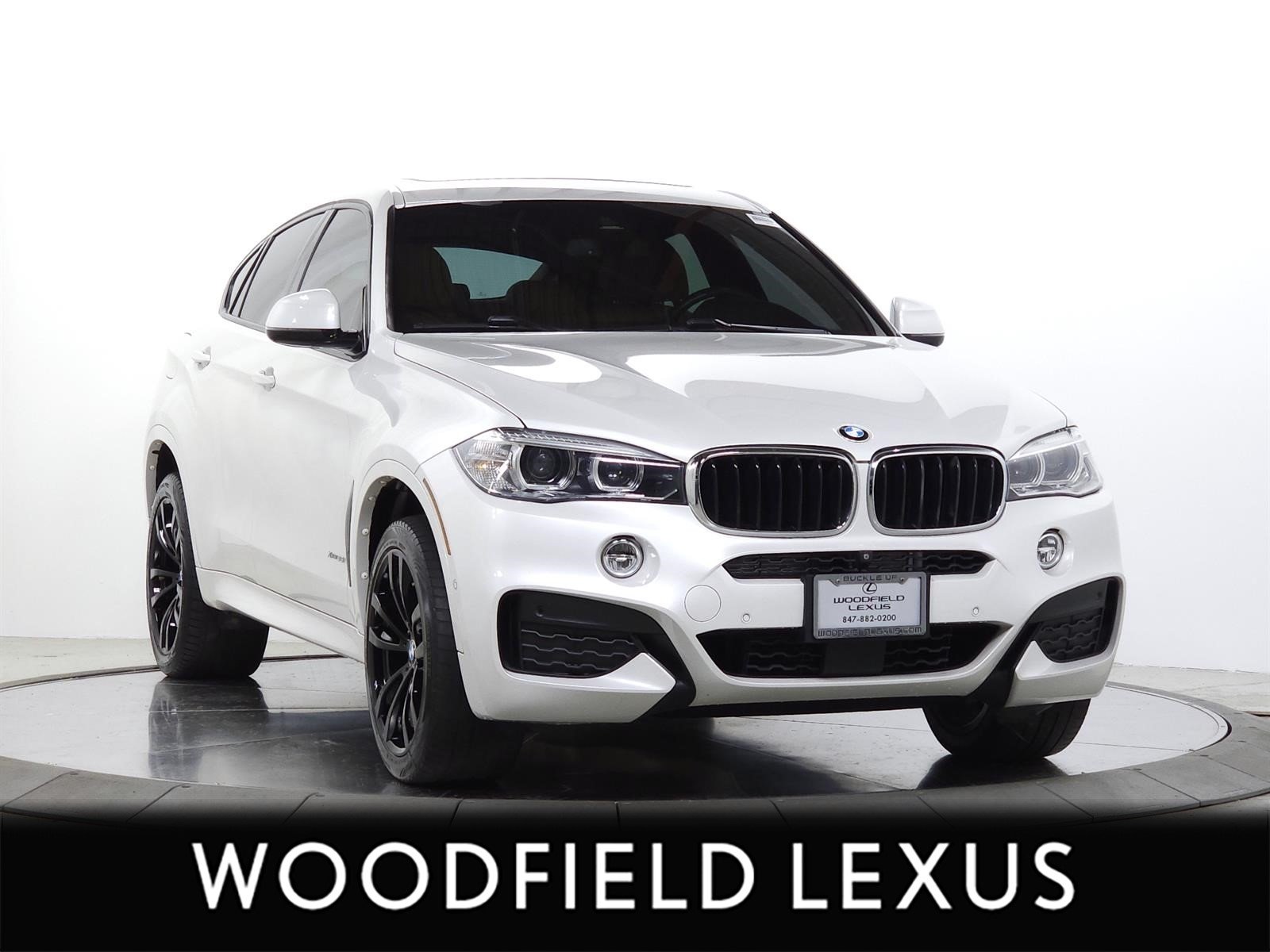 Used 2019 White BMW xDrive35i image 1