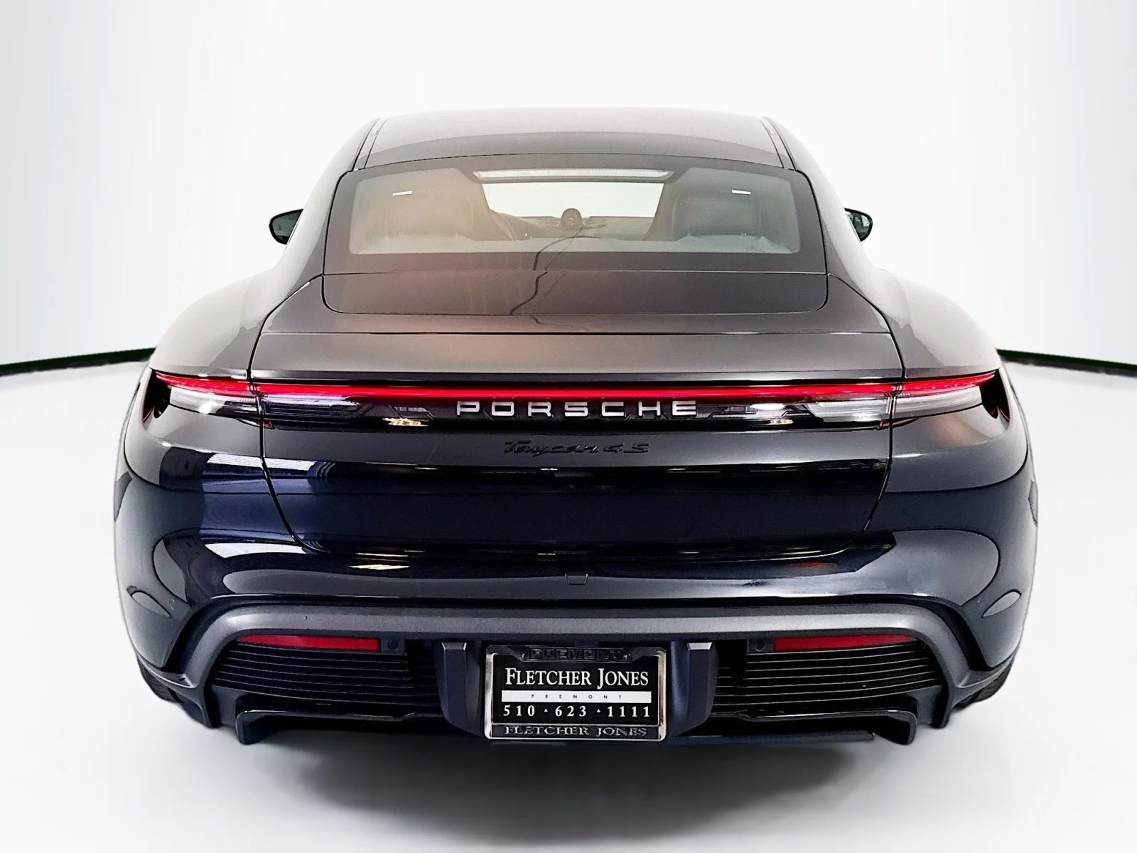 2025 Porsche Taycan S - Photo 10