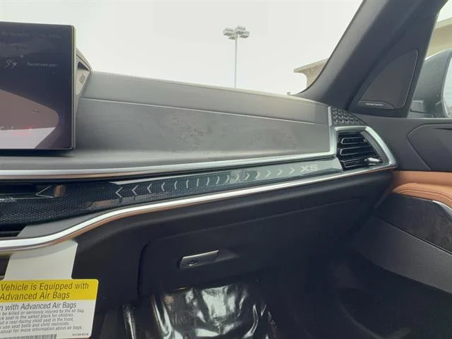 New 2026 Skyscraper Grey Metallic BMW xDrive50e image 16