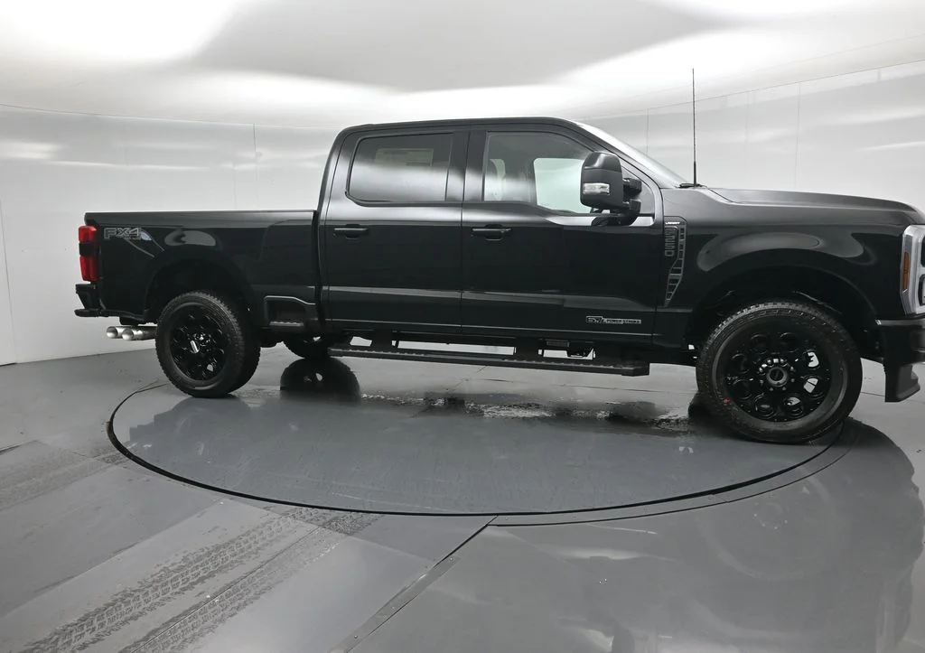 New 2026 Agate Black Metallic Ford Lariat image 25
