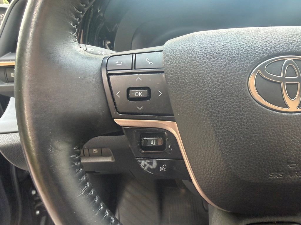 Used 2023 Black Toyota Platinum image 17