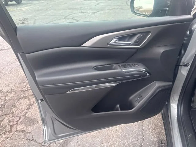 New 2026 Sterling Gray Metallic Chevrolet LT image 7