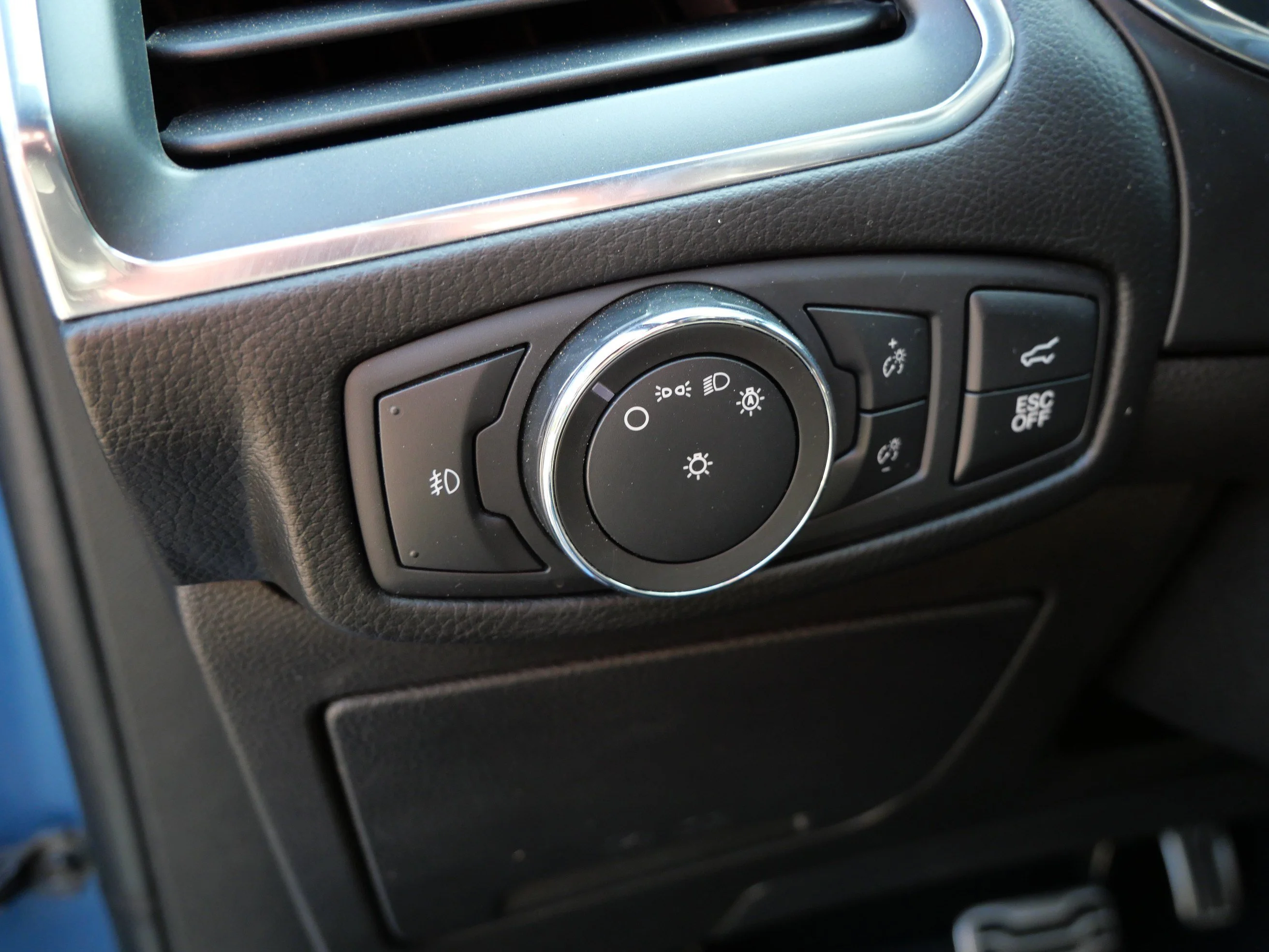 2021 Ford Edge ST - Photo 25