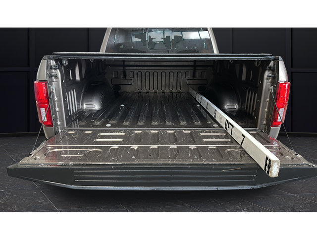 Used 2020 Stone Gray Metallic Ford Lariat image 25