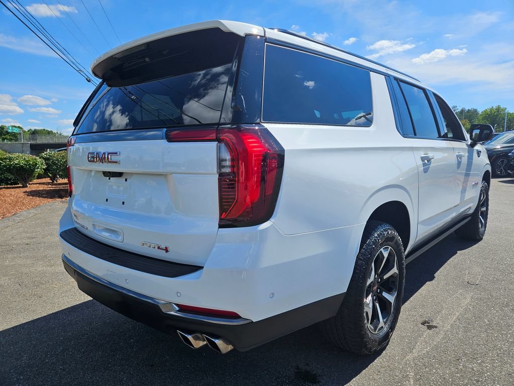 2025 GMC Yukon XL AT4 - Photo 7