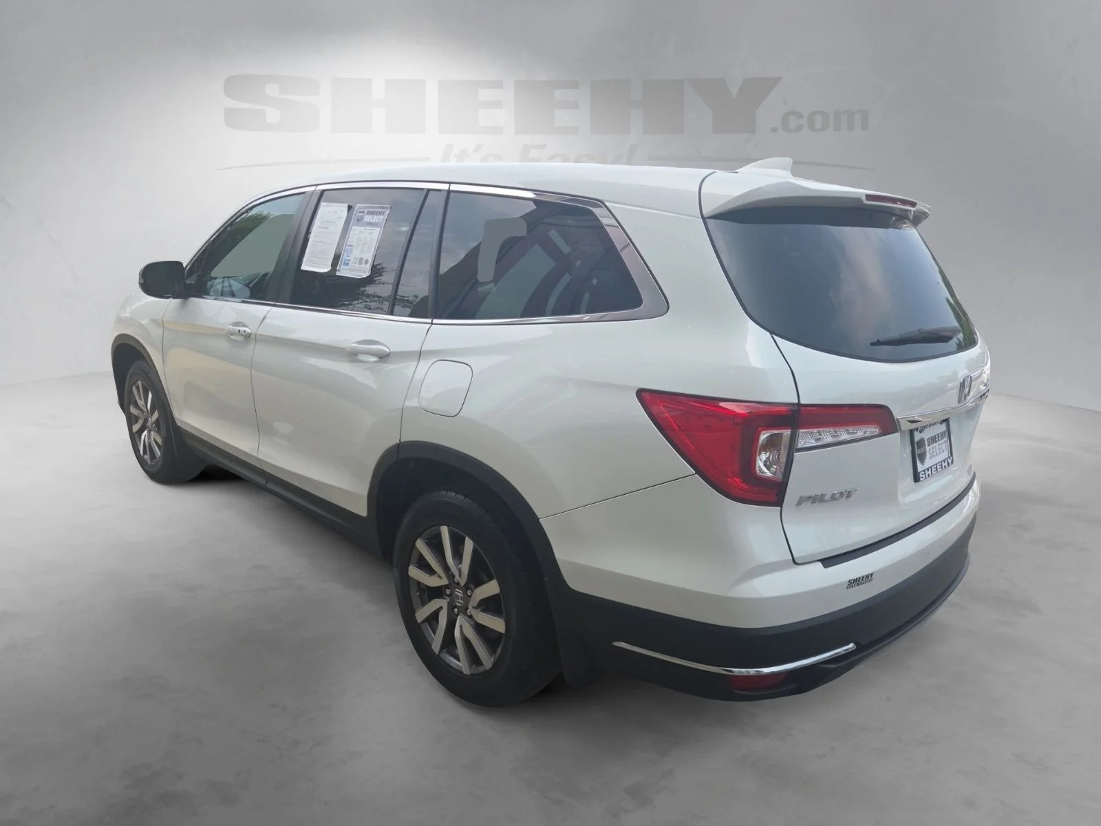 Used 2021 Silver Honda EX-L image 15