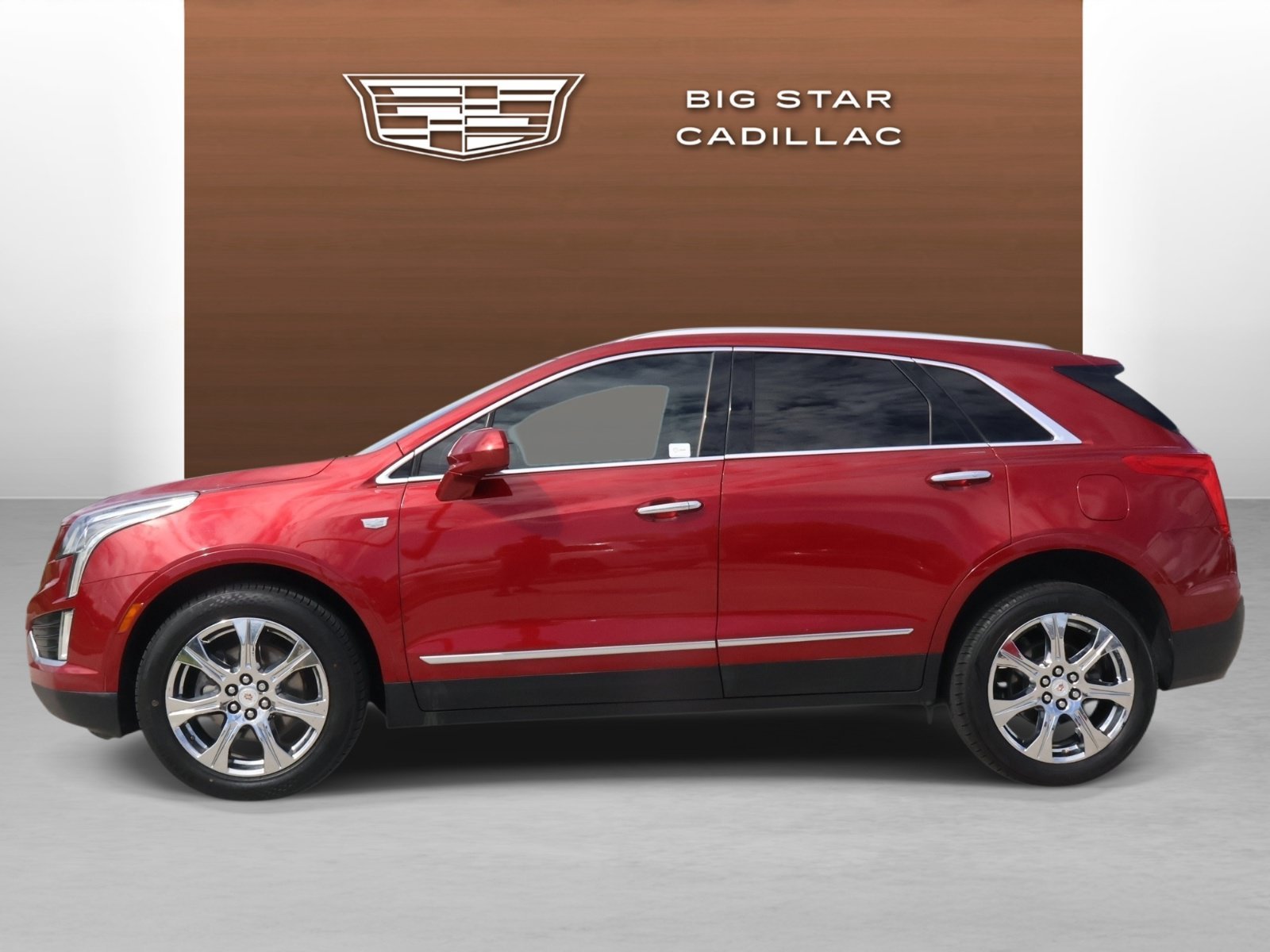 Used 2019 Cadillac XT5 Base with VIN 1GYKNARS3KZ294426 for sale in Friendswood, TX