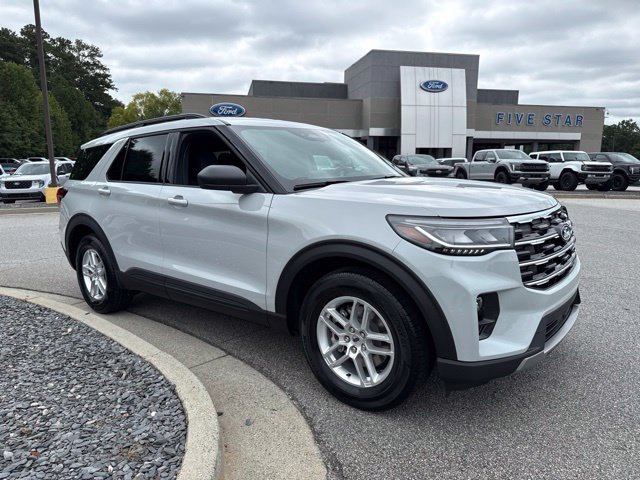 New 2027 Avalanche Gray Ford Active image 41