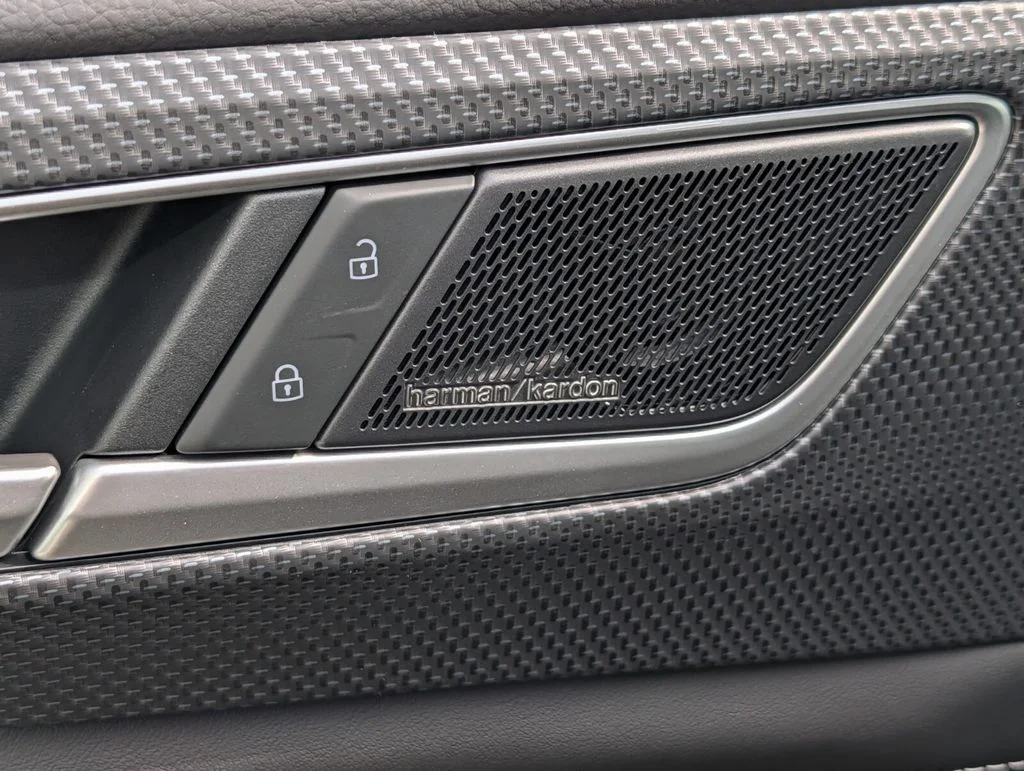 2026 Volkswagen Atlas Cross Sport SEL Premium R-LINE - Photo 19
