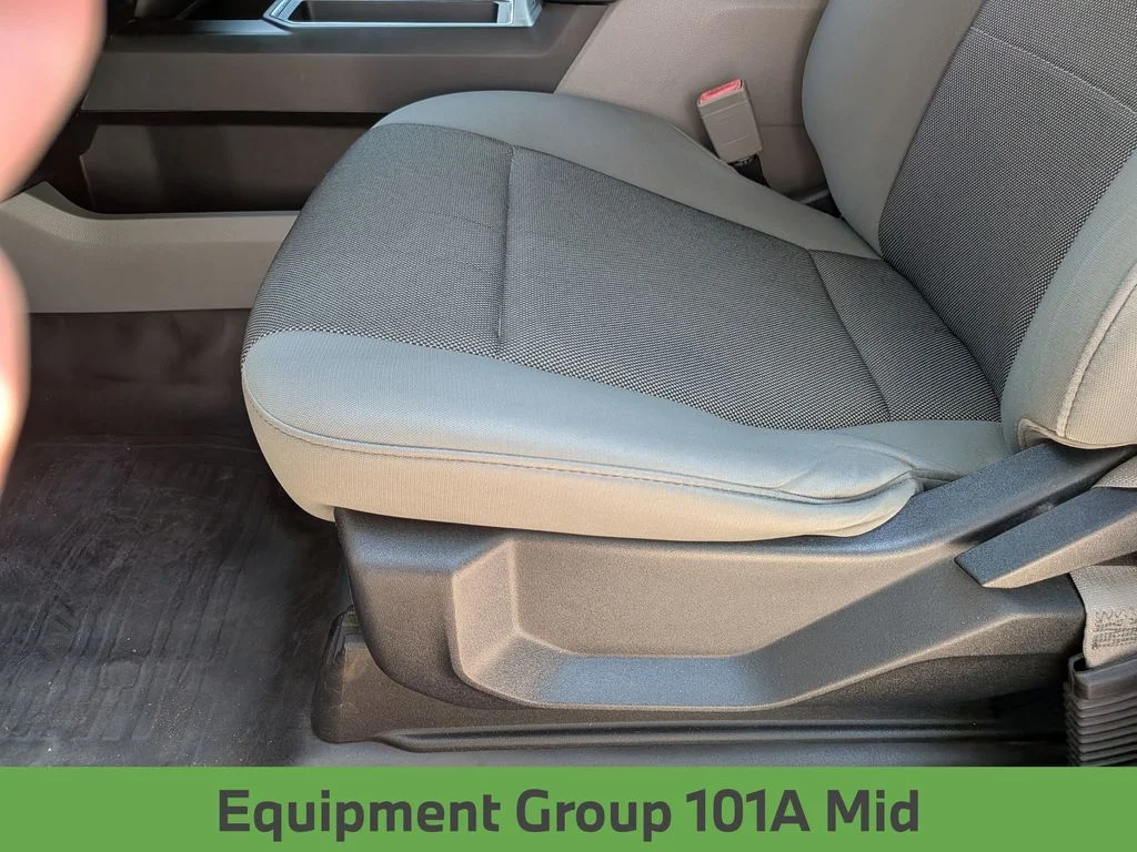 Used 2019 White Ford XL image 16