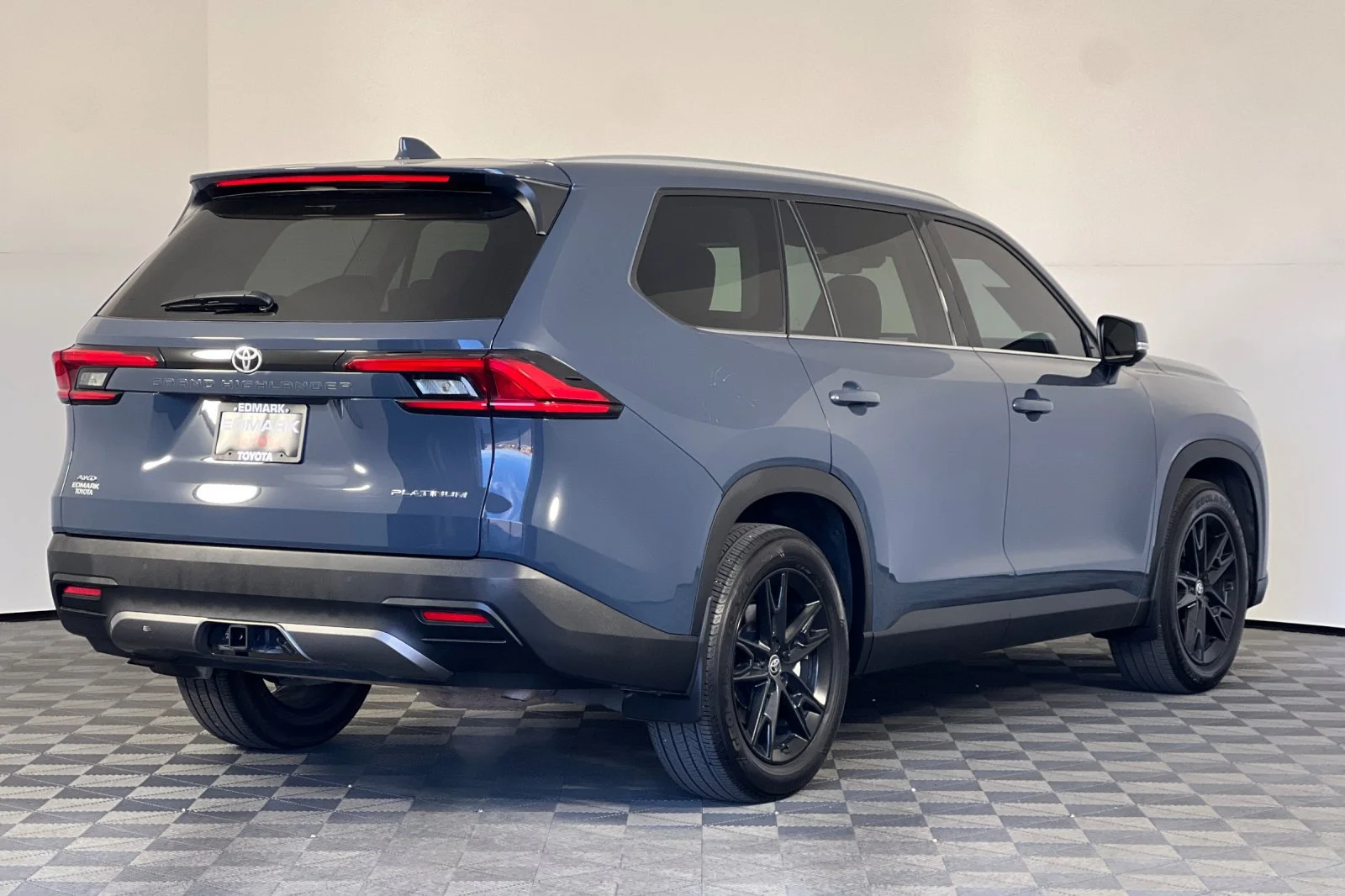 Certified Used 2024 Storm Cloud Toyota Platinum image 3