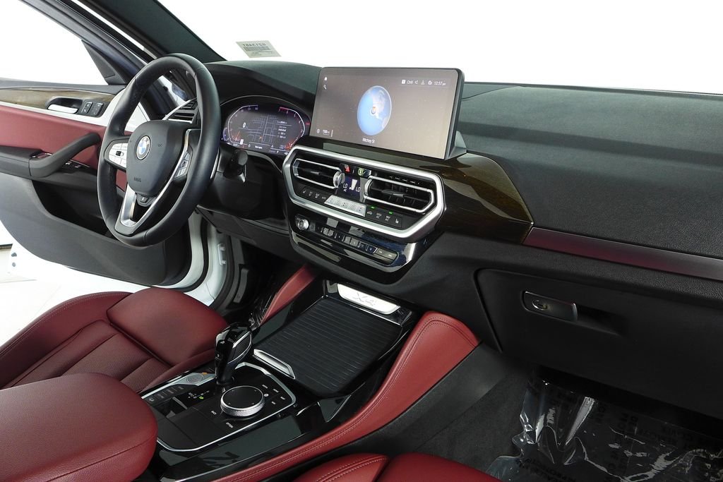 Used 2022 Alpine White BMW xDrive30i image 13