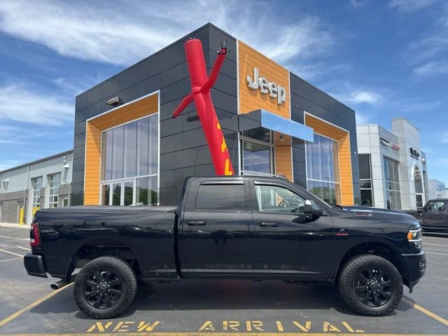 2021 RAM 2500 Big Horn 4X4 Crew Cab SWB's photo