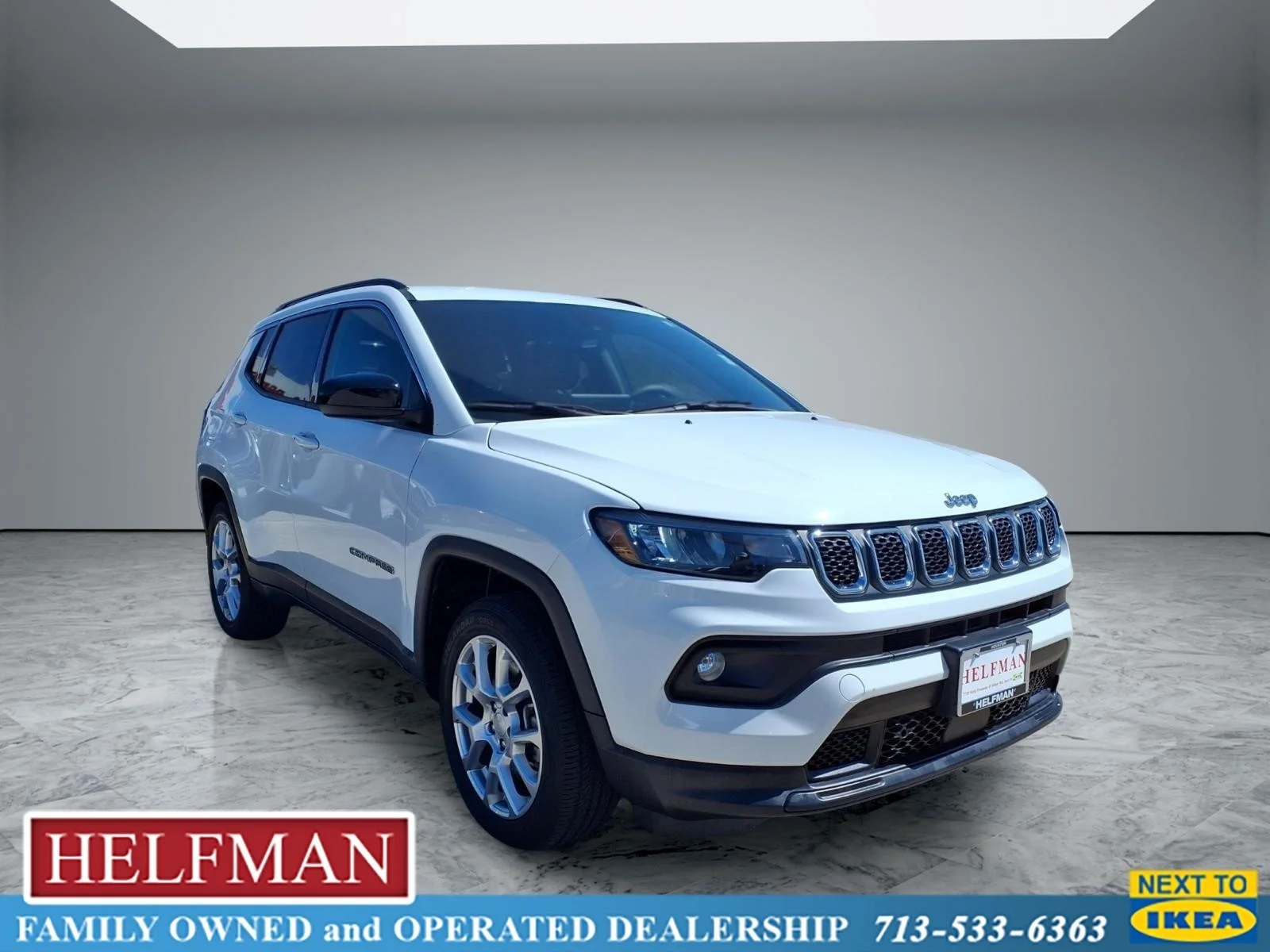 2023 Jeep Compass Latitude Lux 4X4's photo