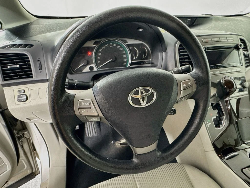 Used 2010 Silver Toyota Base image 11