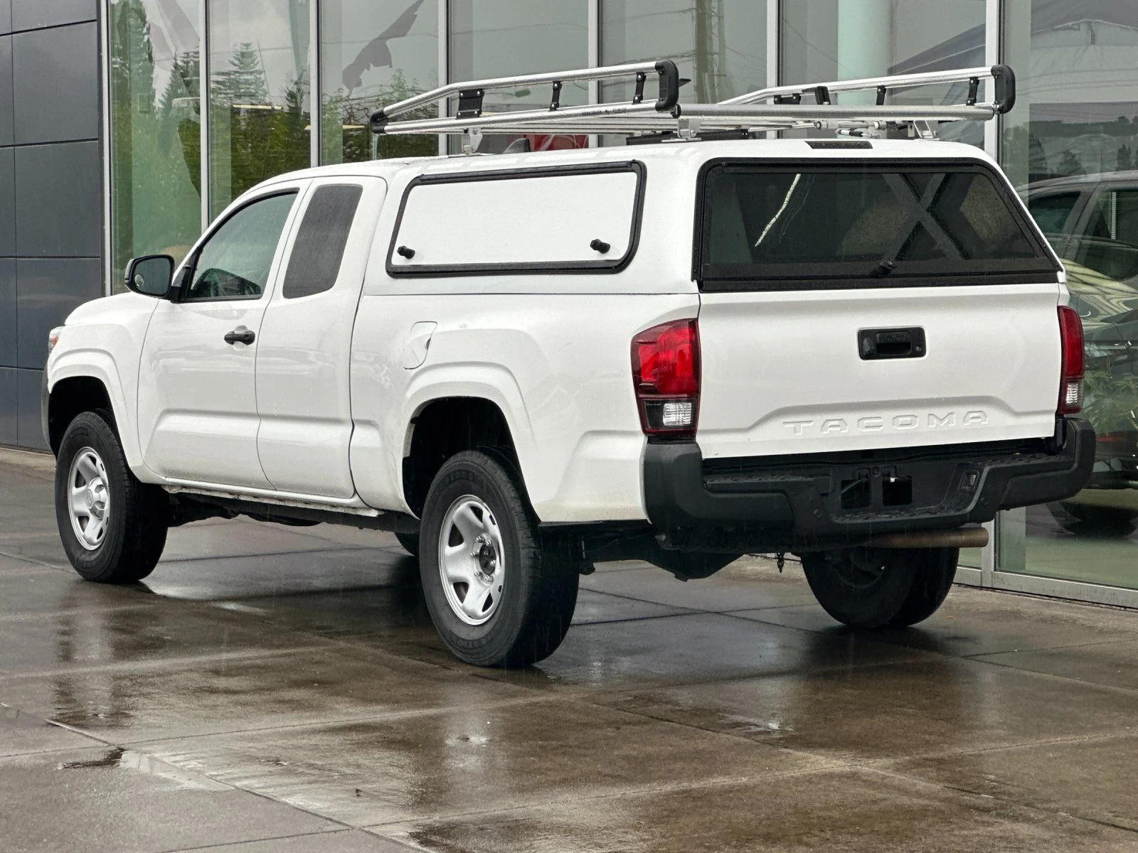 Used 2023 Ice Toyota SR image 5