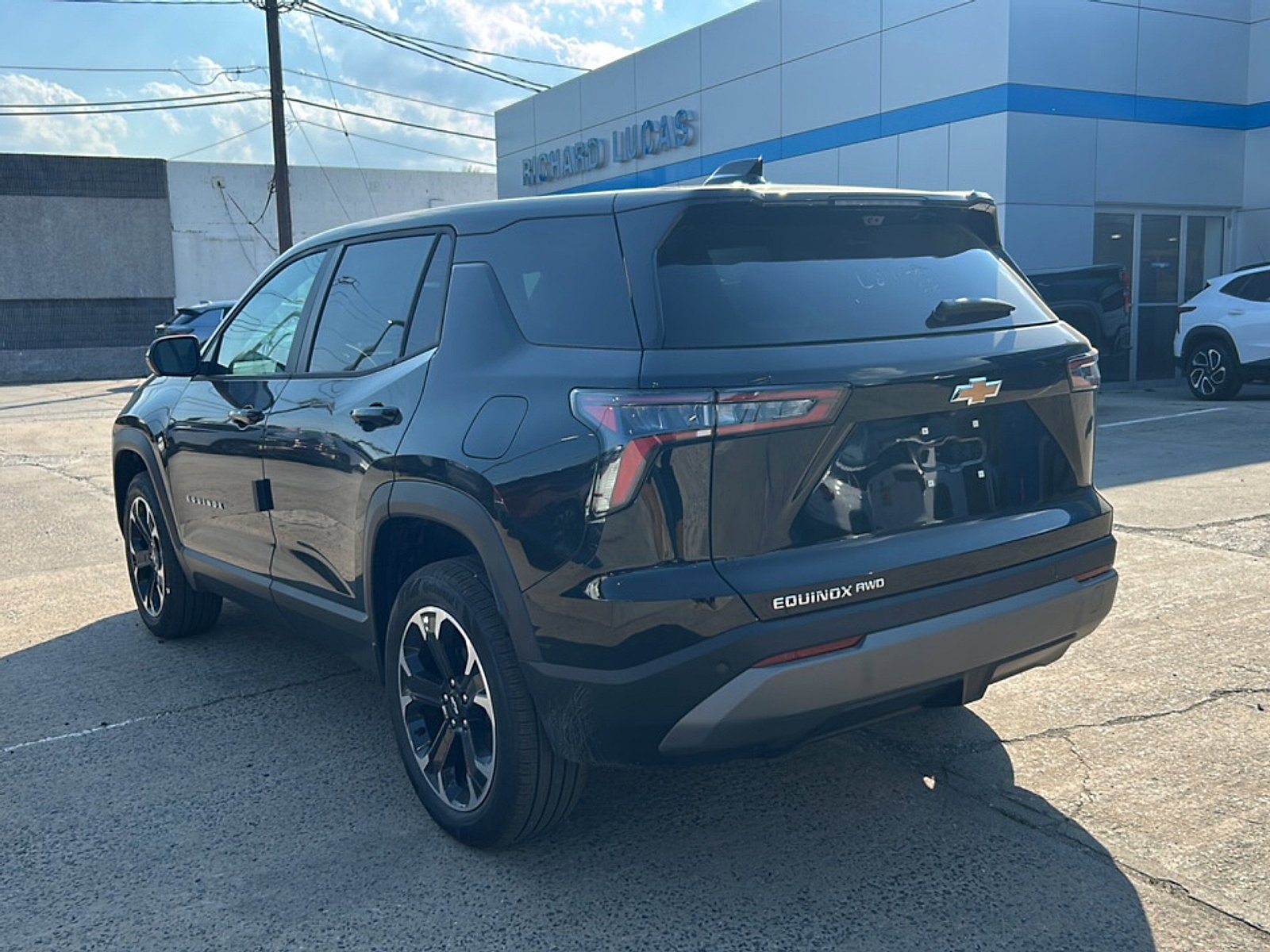 New 2026 Mosaic Black Metallic Chevrolet LT image 9