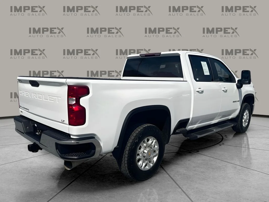 Used 2024 White Chevrolet LT image 6