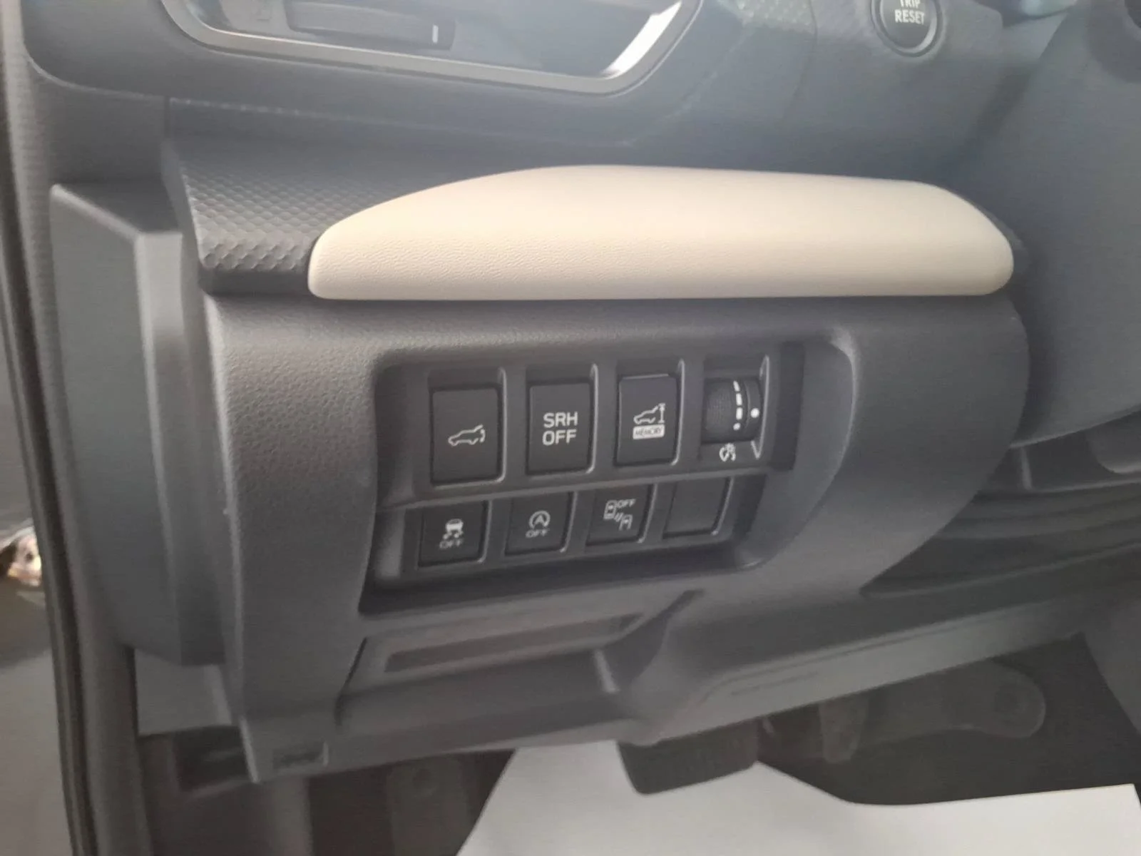 Used 2024 Magnetite Gray Metallic Subaru Limited image 21