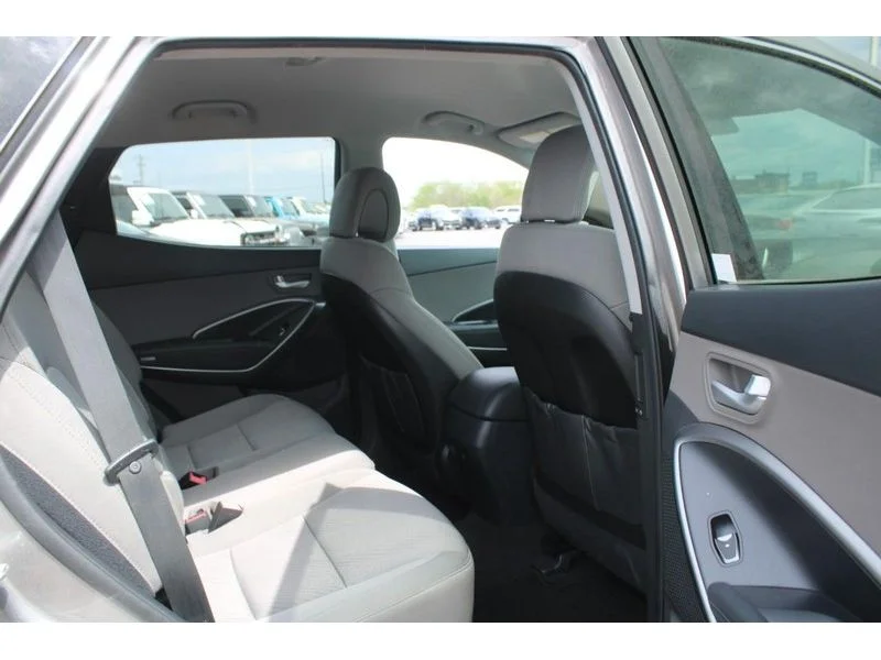 Used 2018 Mineral Gray Hyundai 2.4L image 12