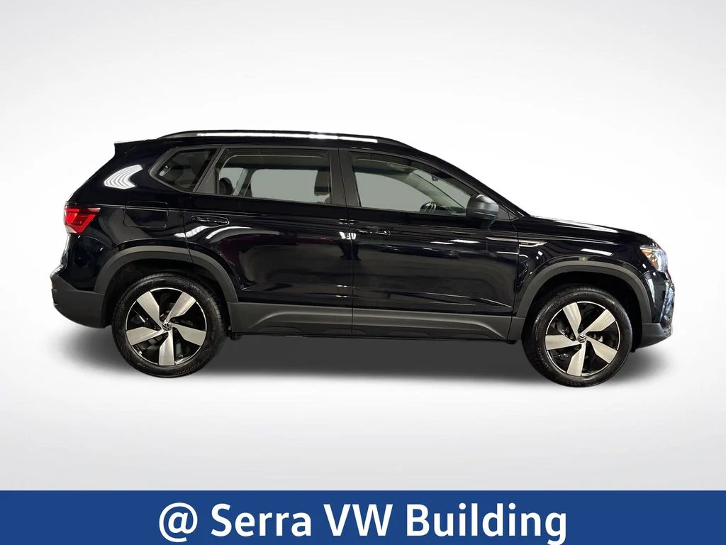 Used 2023 Black Volkswagen 1.5T S image 6