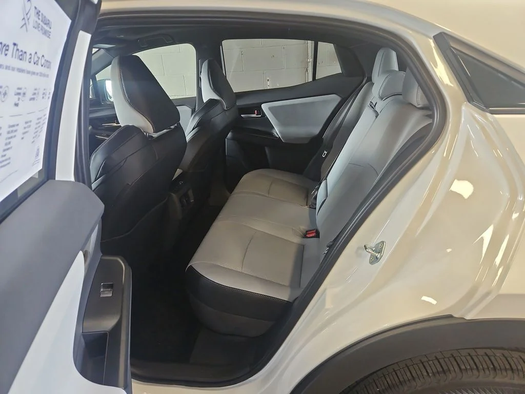 New 2026 COSMIC WHITE PEARL Subaru GT image 16