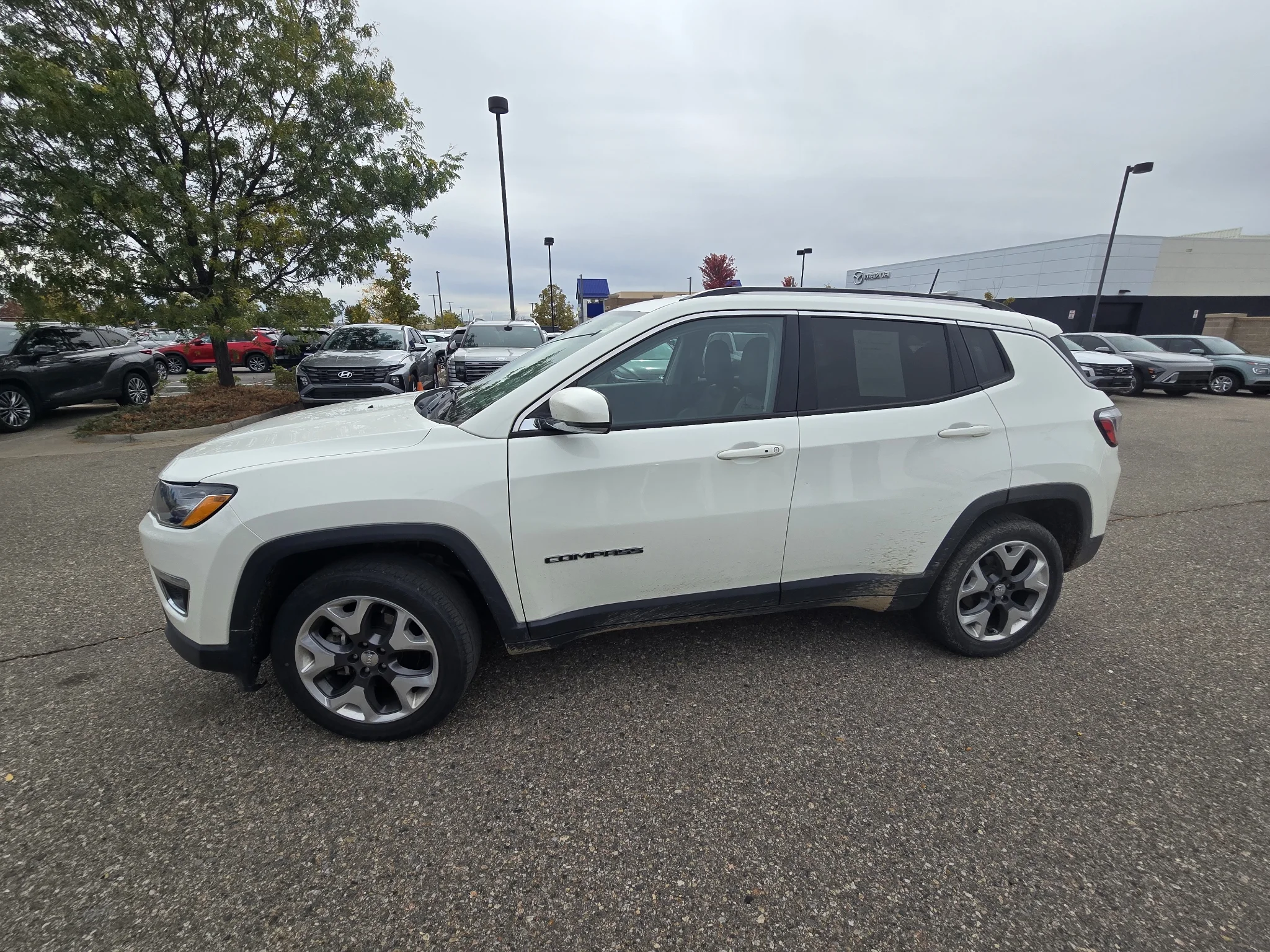 Used 2019 White Clearcoat Jeep Limited image 2