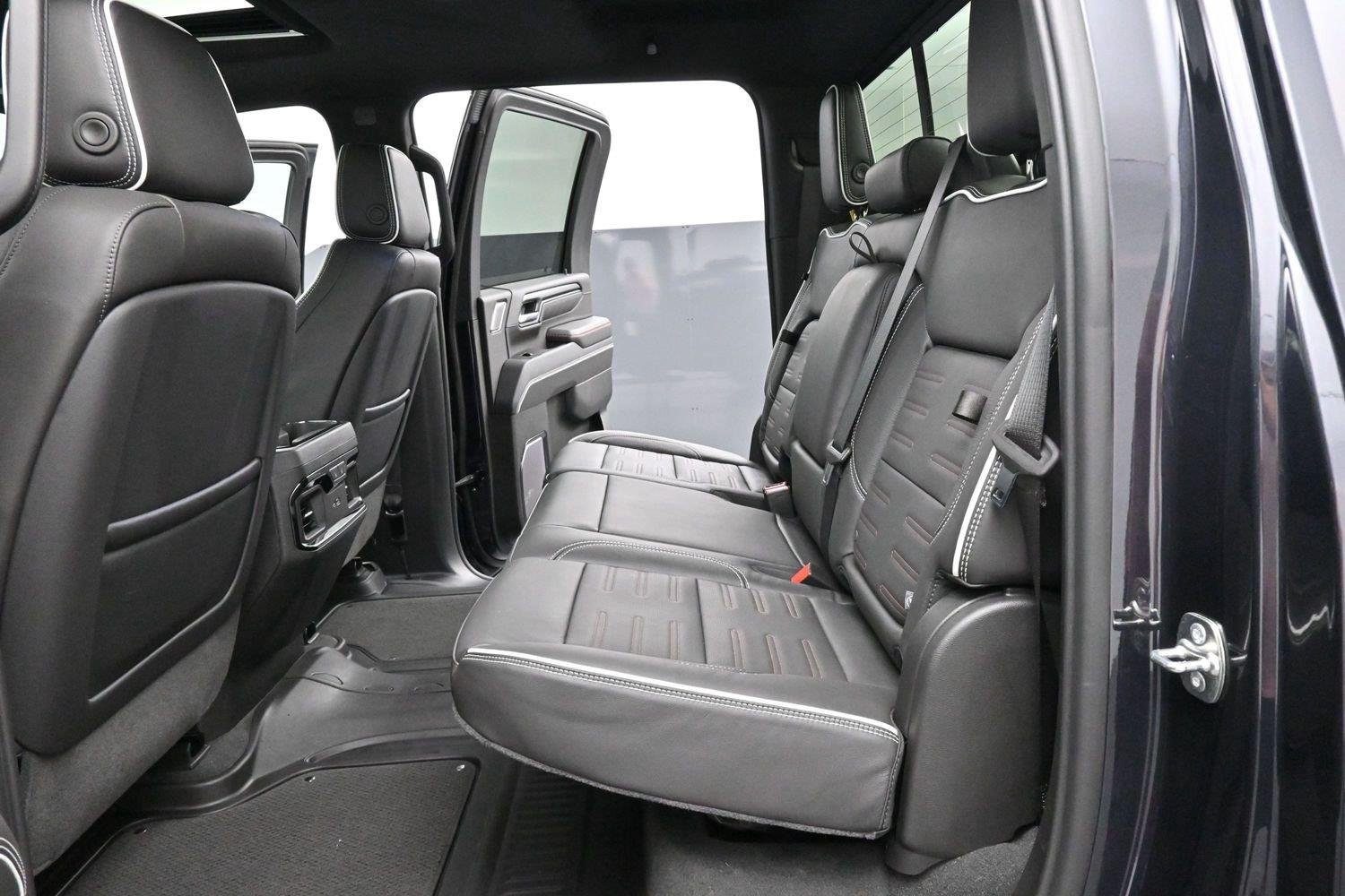 Used 2026 Titanium Rush Metallic GMC AT4X image 32