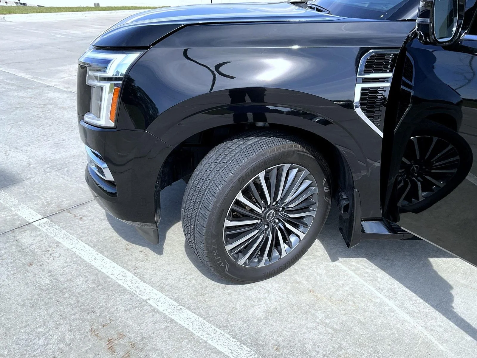 Used 2025 Black Nissan Platinum Reserve image 26