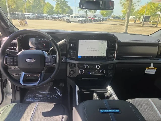 New 2027 Star White Metallic Tri-Coat Ford F-250® Platinum® image 13