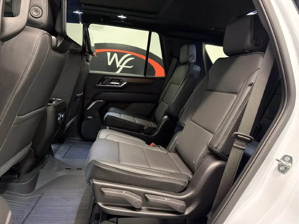 2027 GMC Yukon Denali - Photo 15