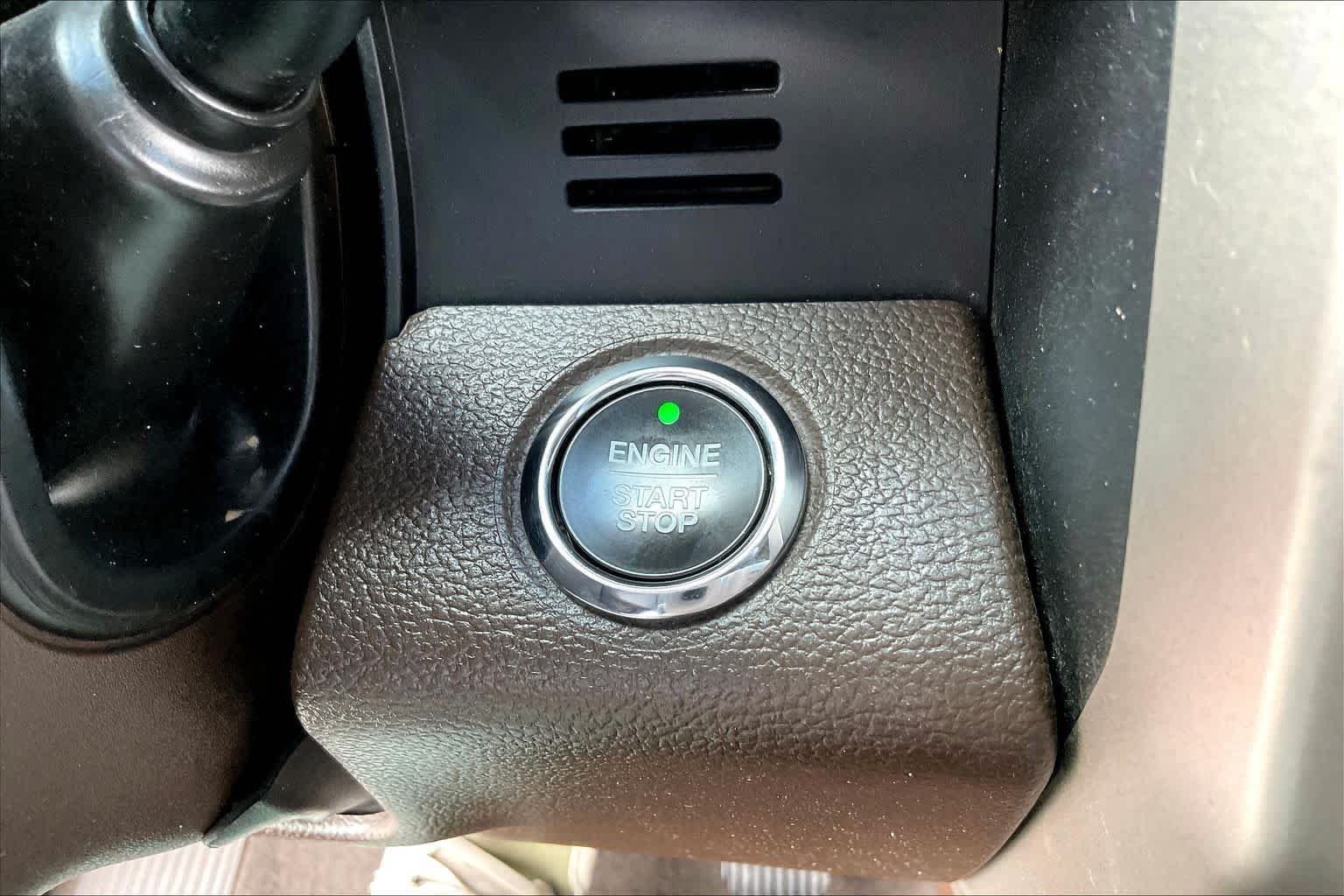 Used 2019 Ruby Red Metallic Tinted Clearcoat/Stone Gray Ford King Ranch image 33