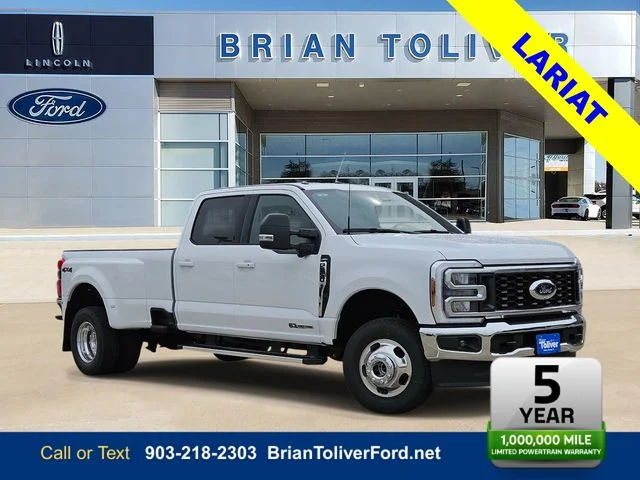 New 2026 Oxford White Ford F-350® Lariat® image 1