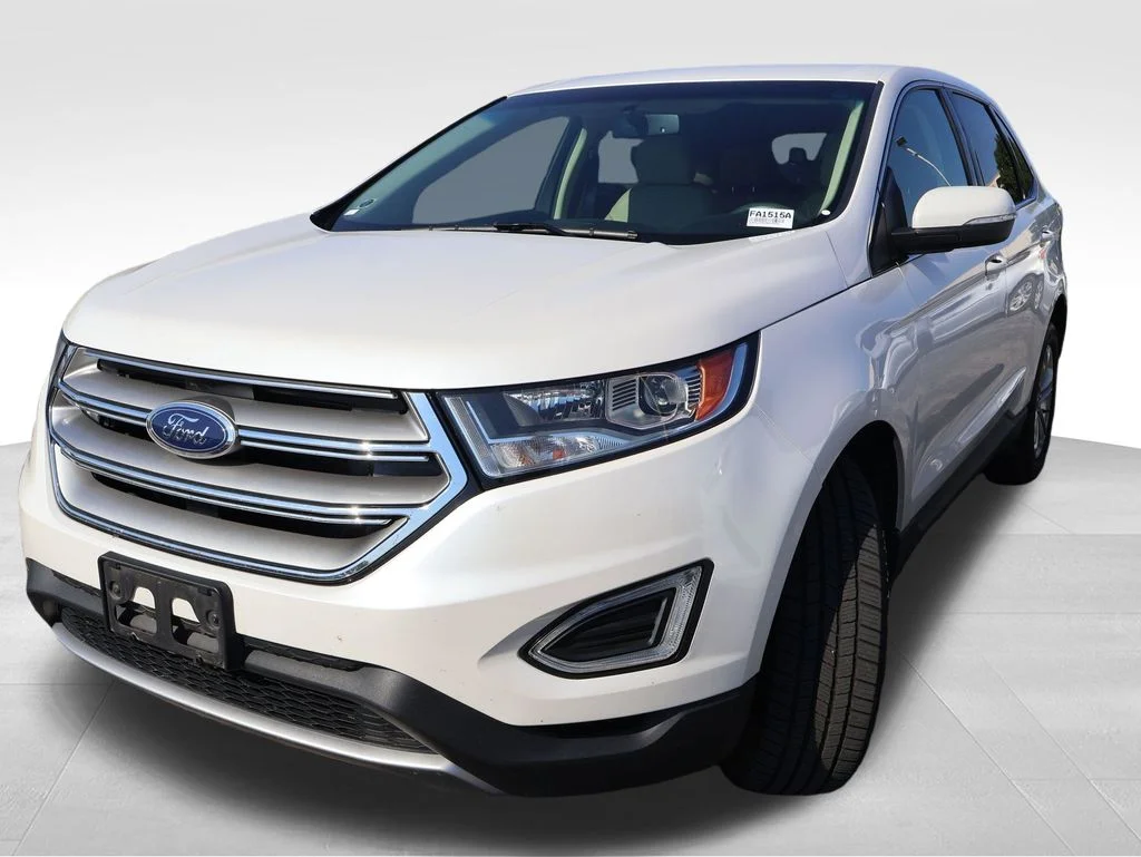 Used 2015 White Platinum Clearcoat Metallic Ford SEL image 6