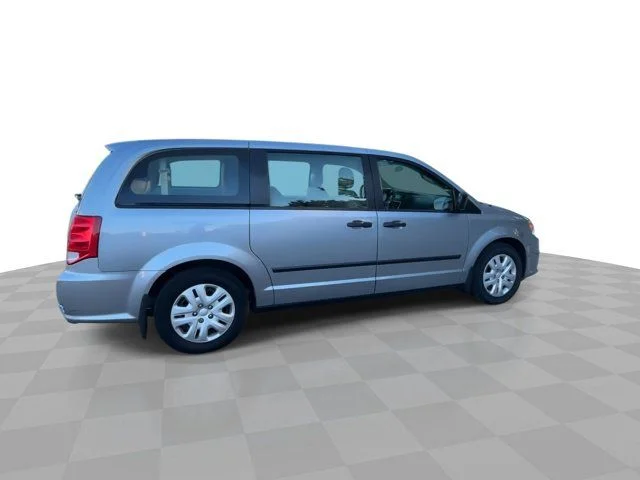 Used 2014 Silver Dodge AVP image 8