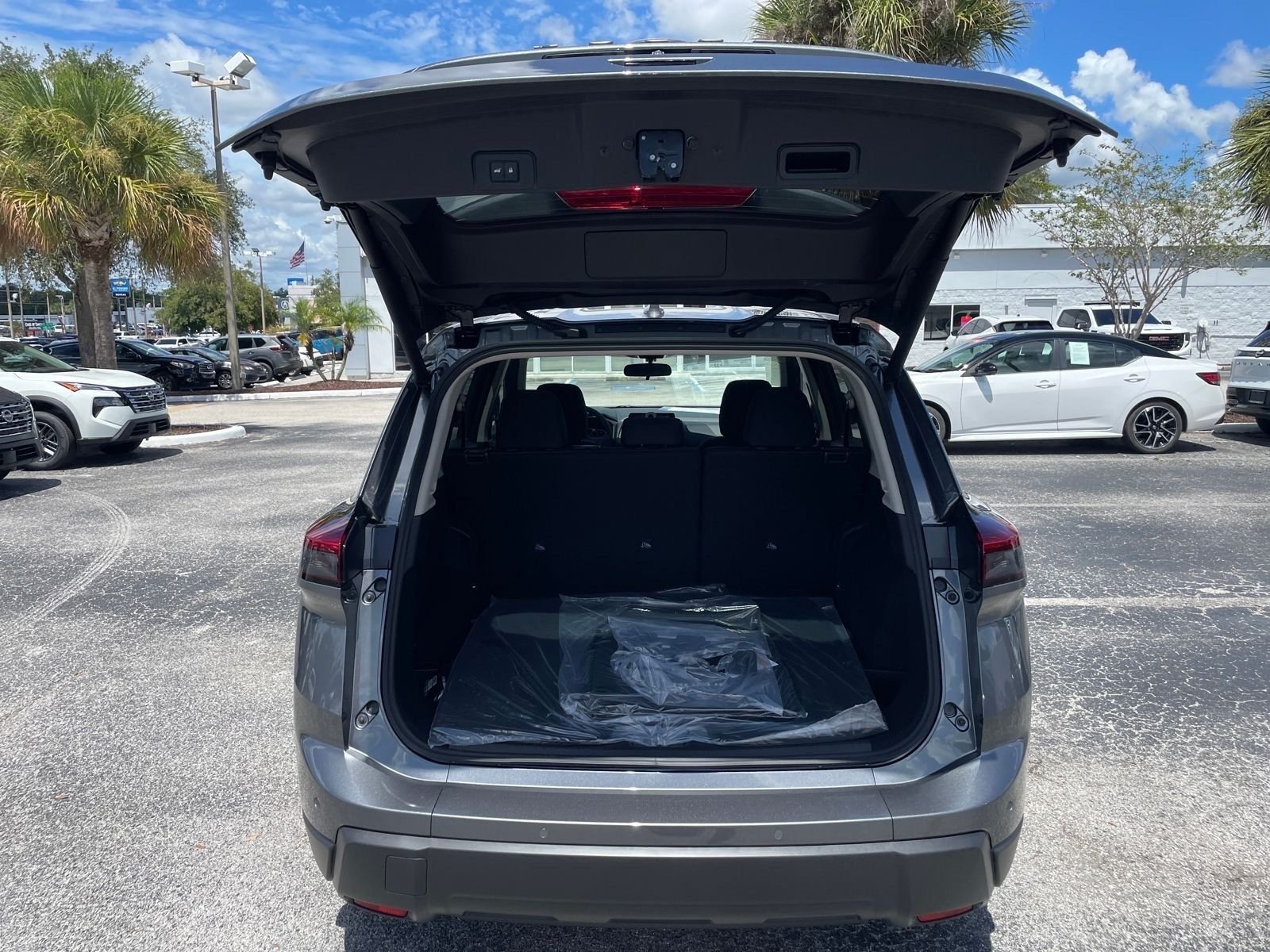 New 2026 Nissan Rogue SV 4D Sport Utility