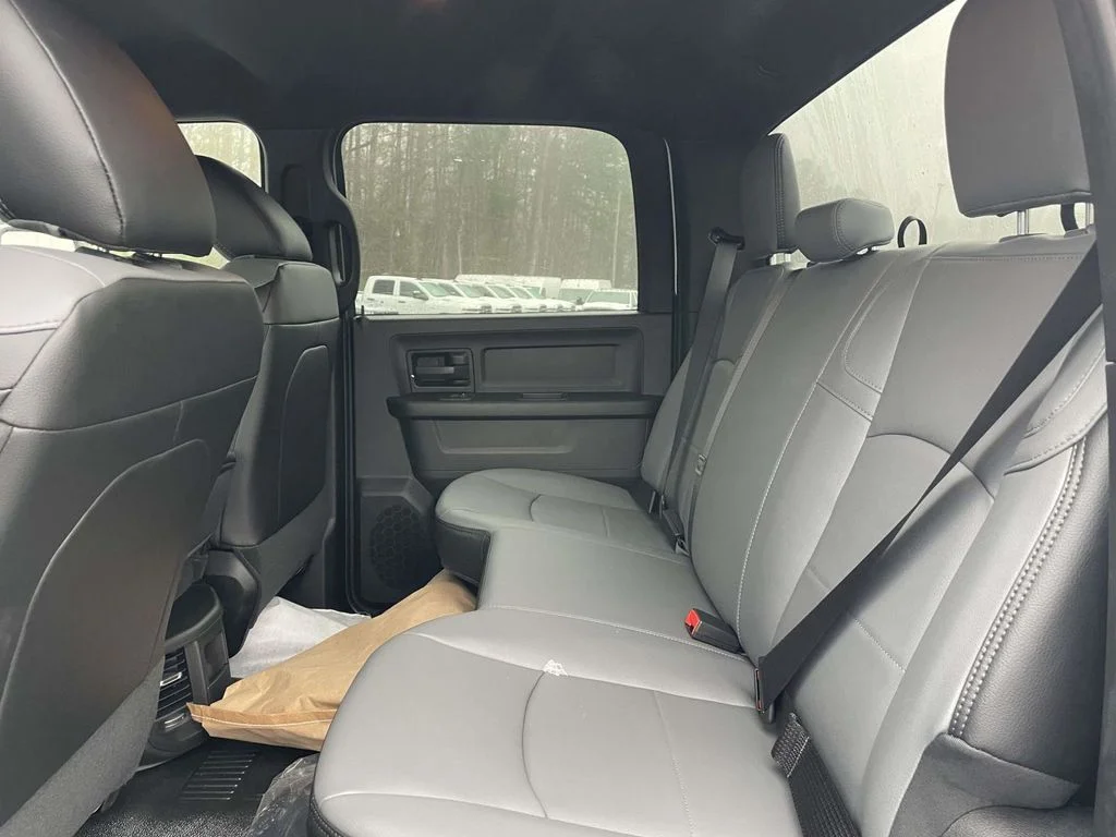 New 2026 Bright White Clearcoat RAM Tradesman image 19