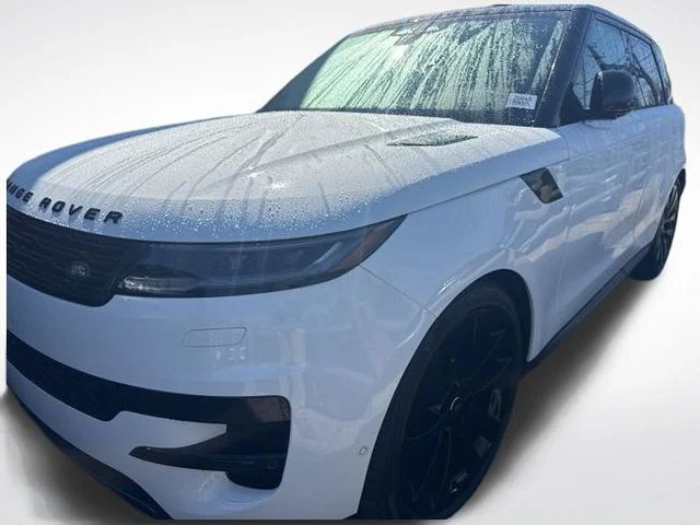 Certified Used 2025 White Land Rover SE image 1