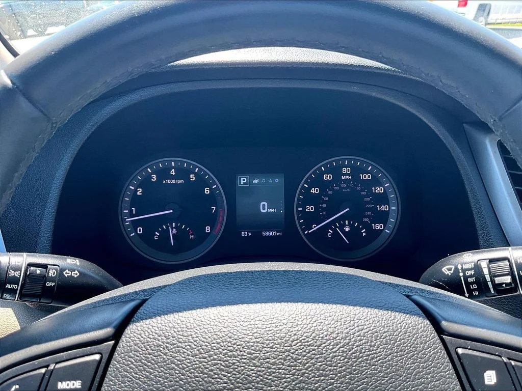 Used 2018 Blue Hyundai Value image 21